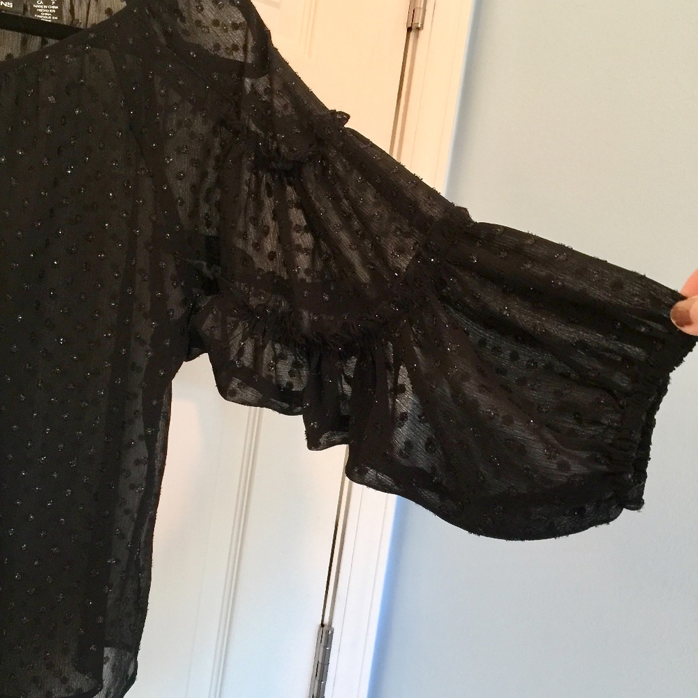 DKNY JEANS WOMEN'S SHEER LACE WING SLEEVE TOP